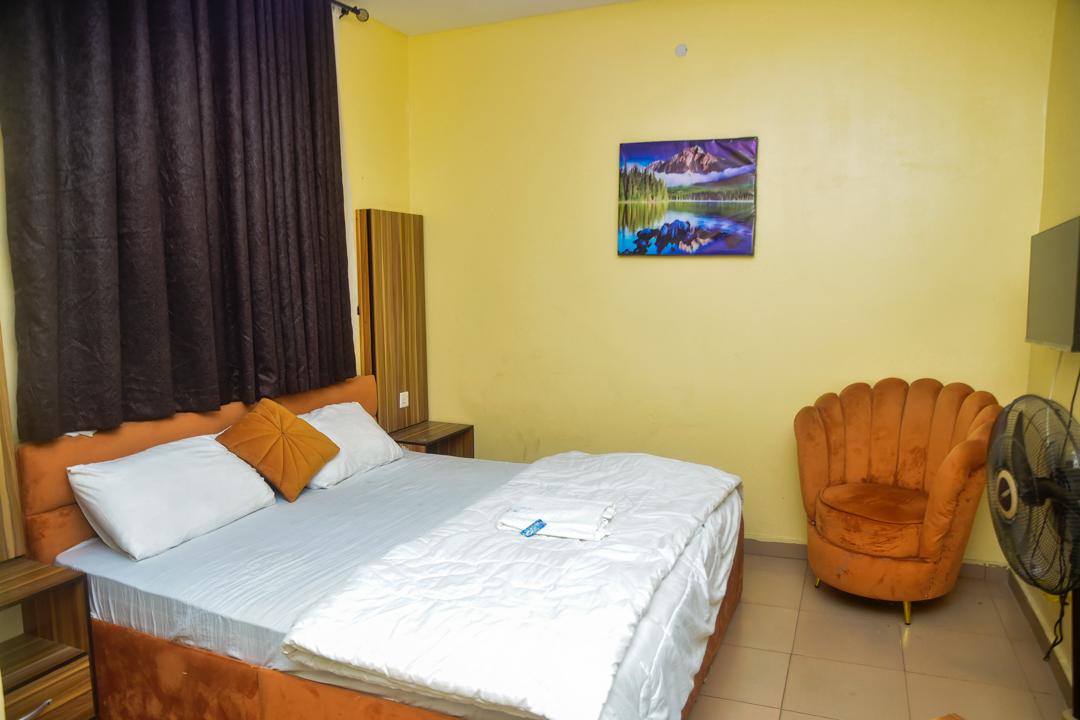 Executive Room